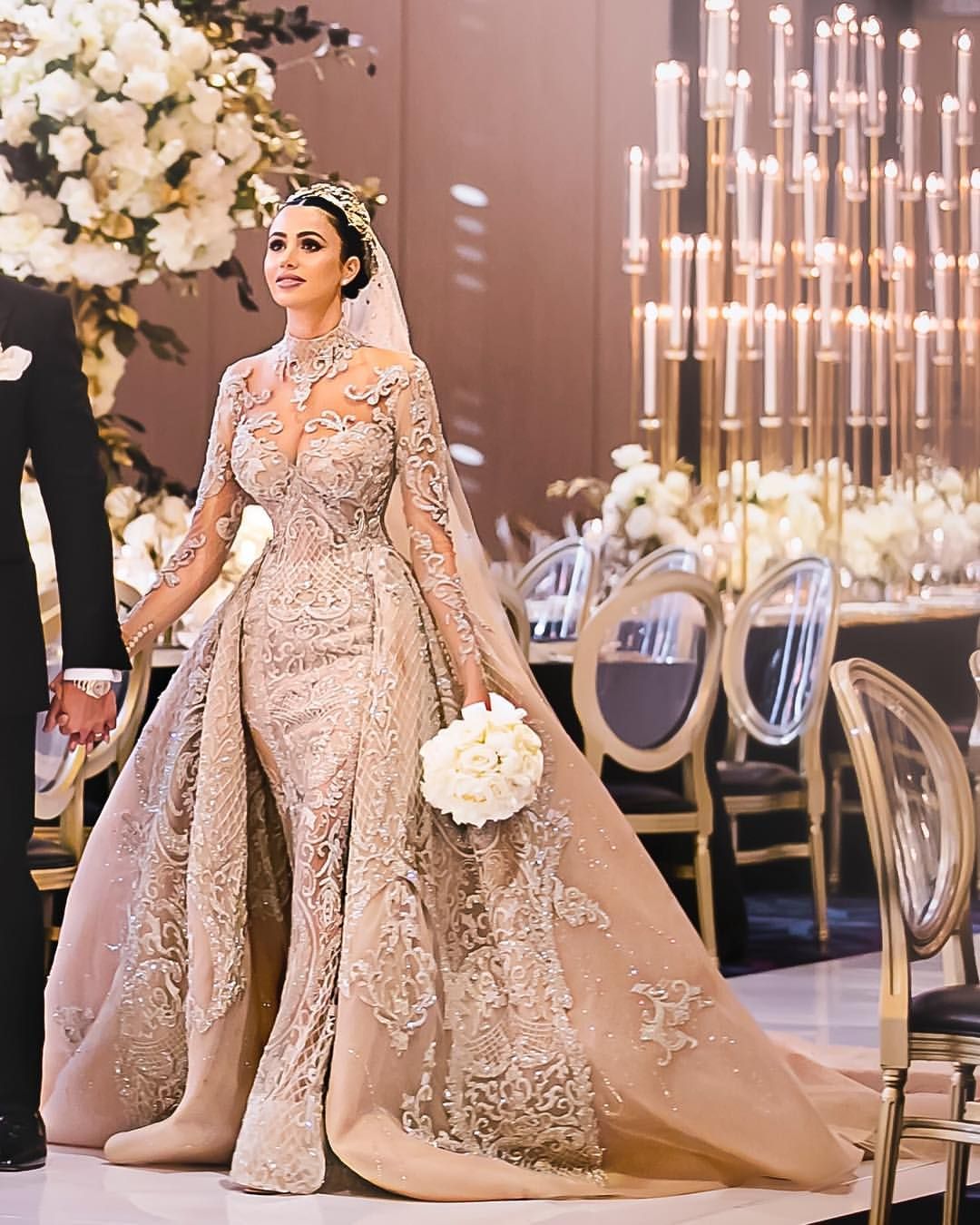 arab wedding dress Stunning Royal Dresses Vintage Long Appliques Sleeved Arabic Bridal Gowns delicate zari artwork details Elegant Arabic Muslim Wedding Dress