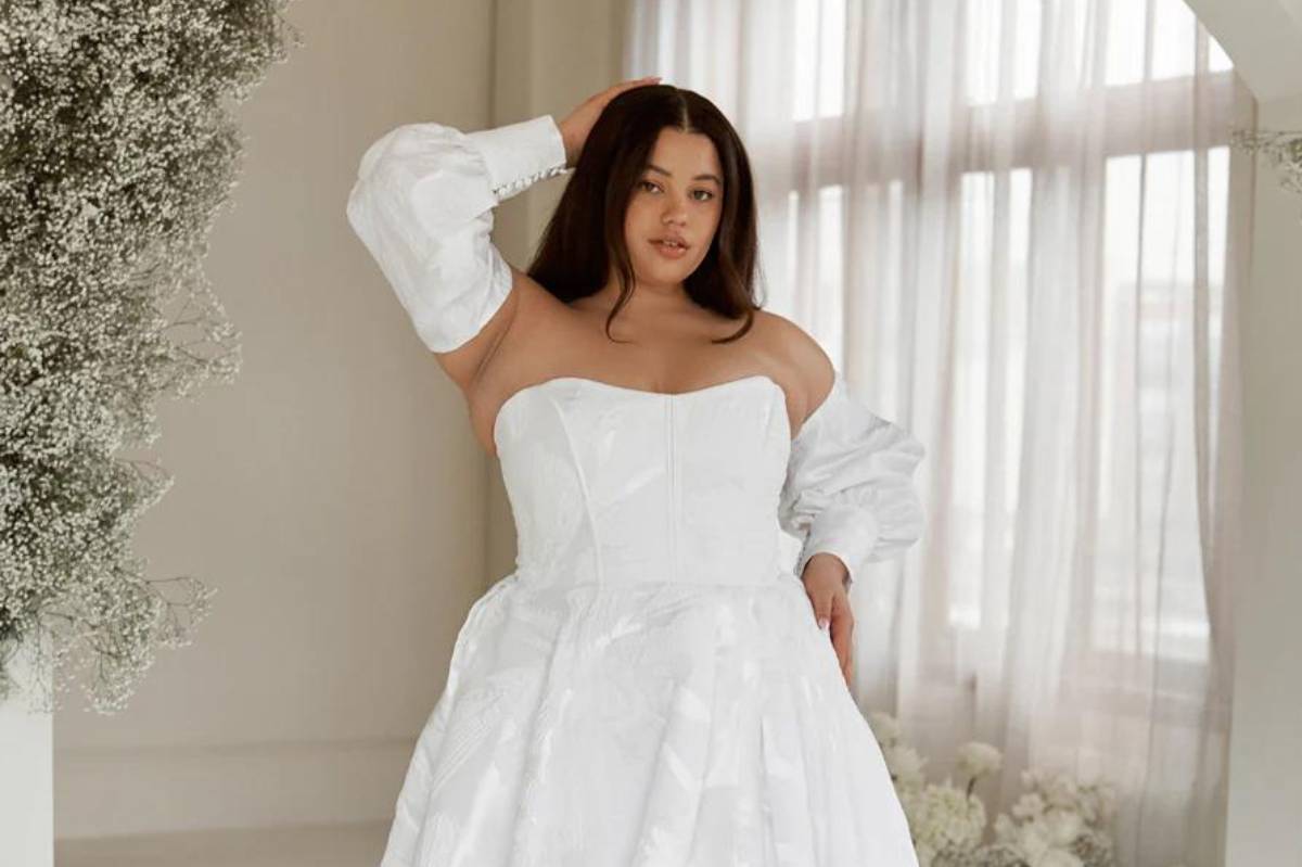Best Wedding Dresses For Plus Size Brides - Look Stunning