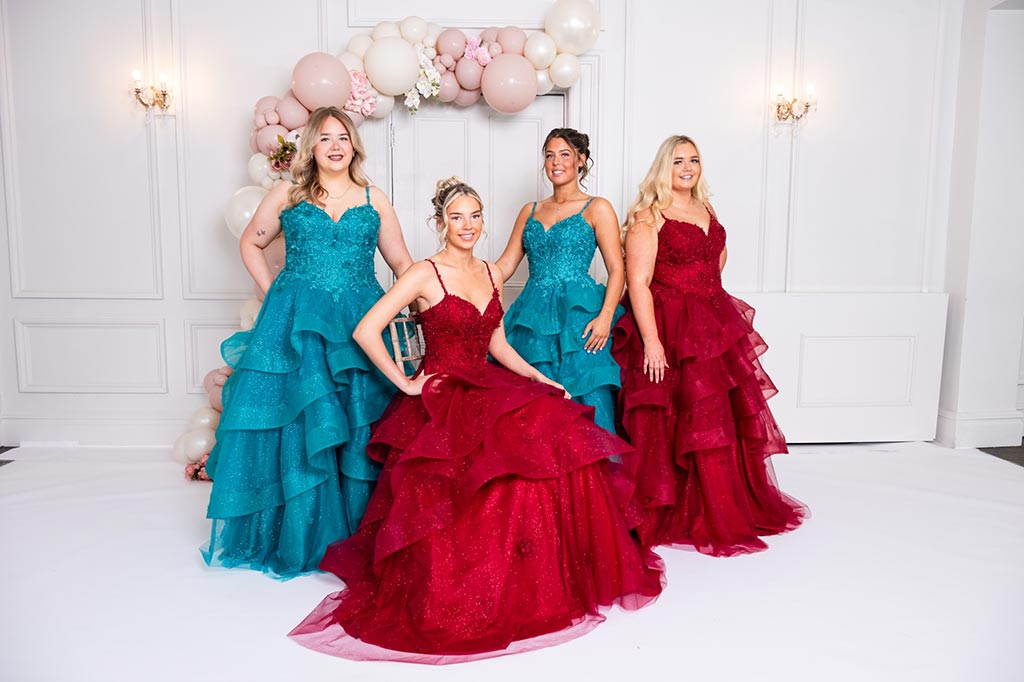 Gala Glamour: Sophisticated Evening Dresses Making a Statement