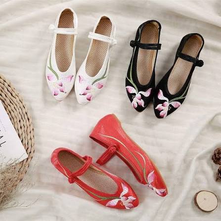 Traditional Embroidery Meets Modern Footwear: A Guide to the Season's Best Trend