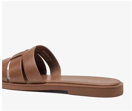 Retro Style Calfskin Leather Slippers