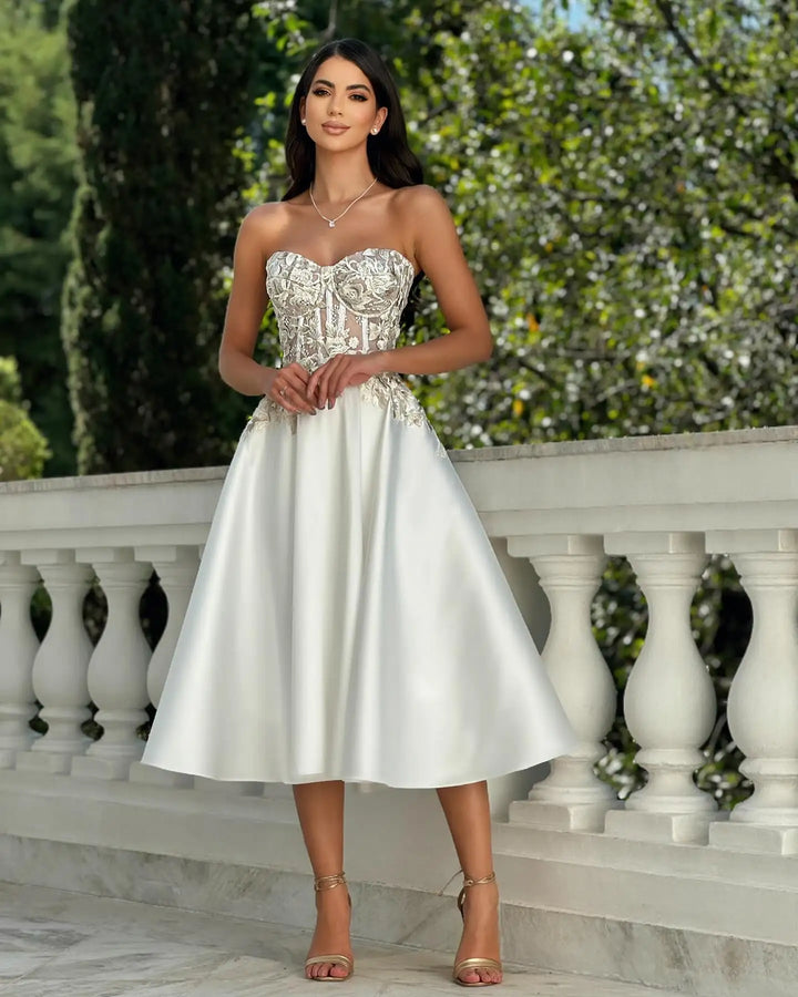 Lovely Strapless Tea-length Wedding Dress