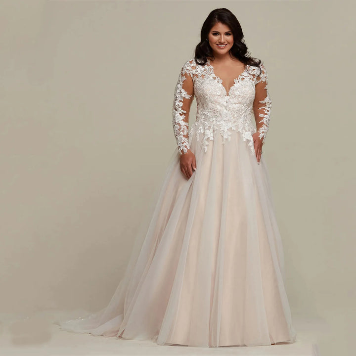 Exquisite Appliques Plus Size Wedding Gown
