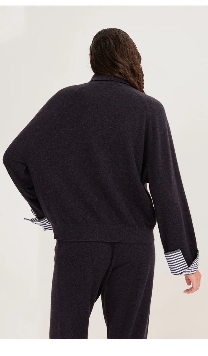 Relaxed Fit Cashmere Turtleneck Sweater