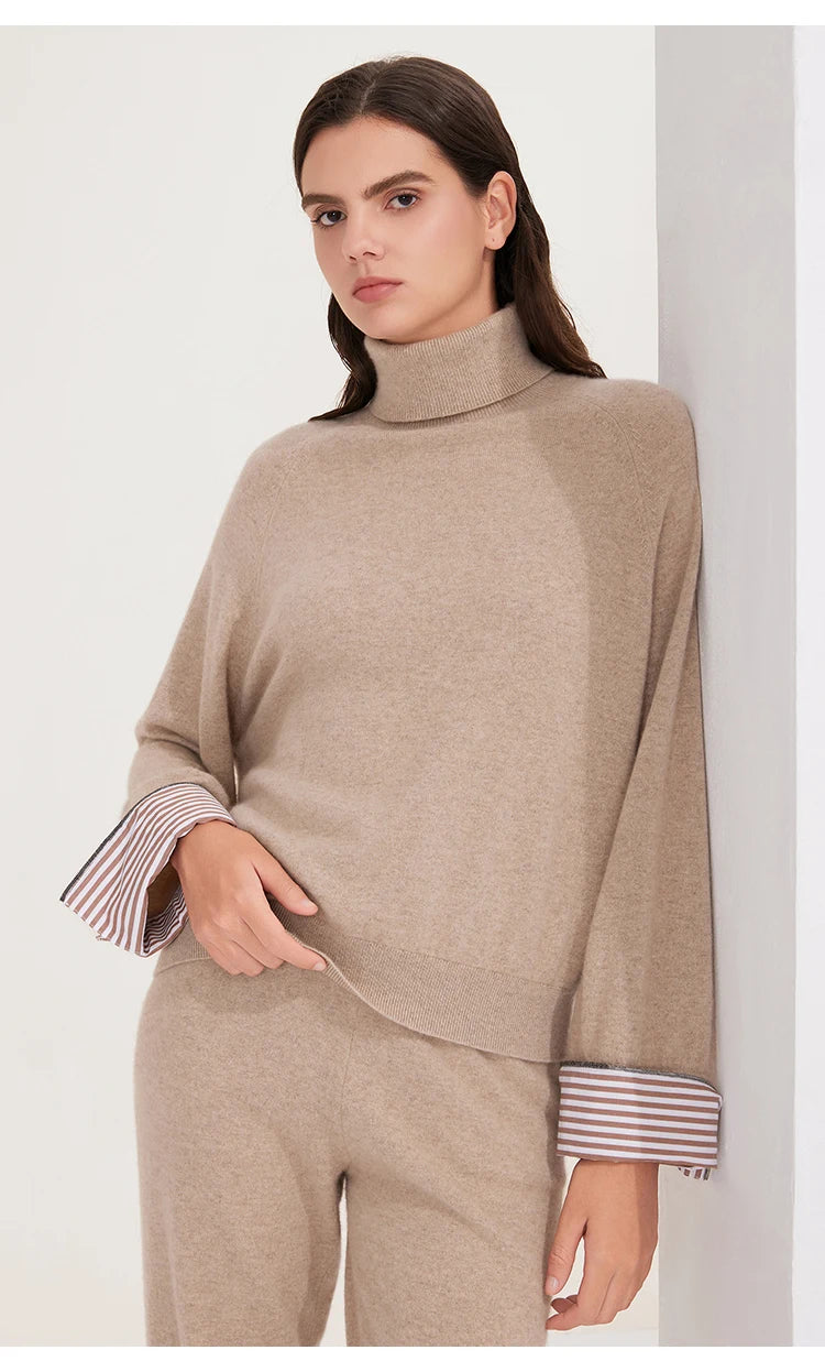 Relaxed Fit Cashmere Turtleneck Sweater