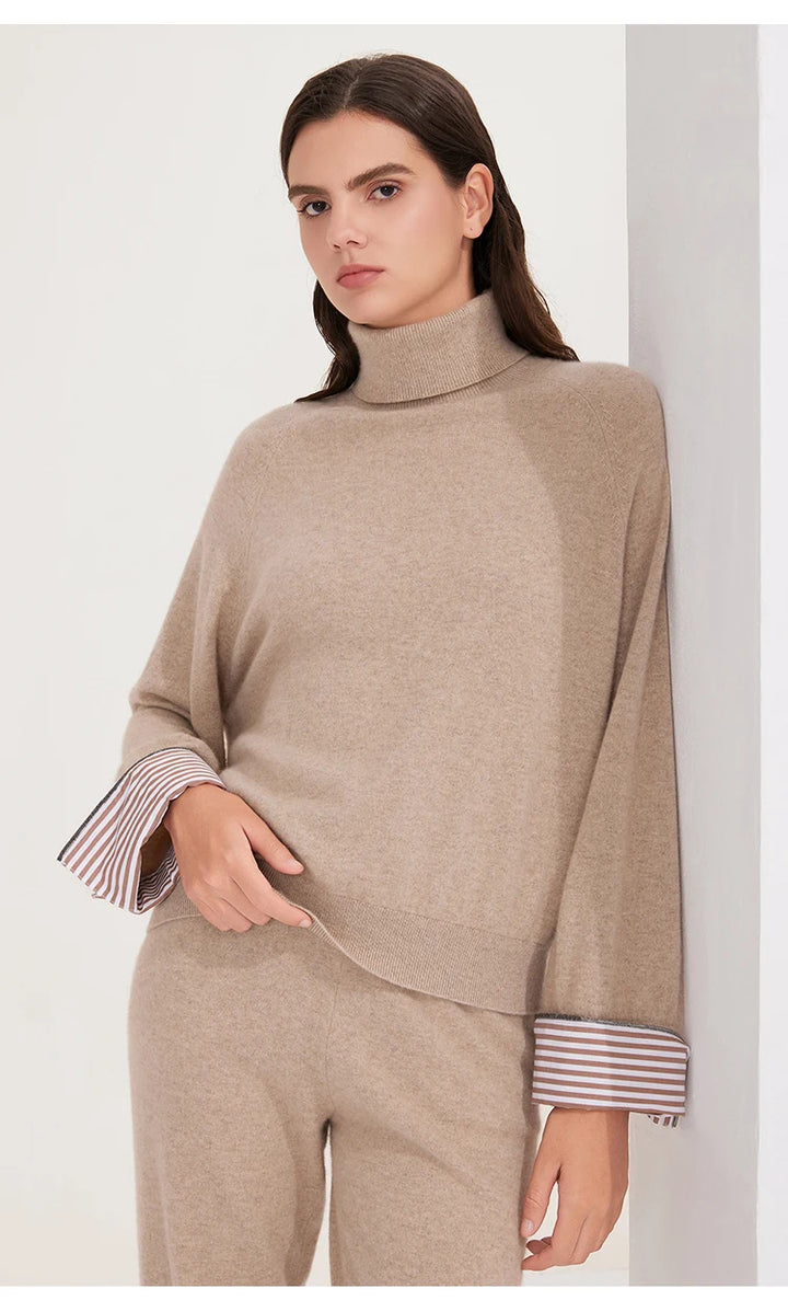 Relaxed Fit Cashmere Turtleneck Sweater