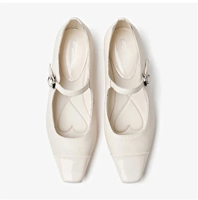 Stylish Buckle Strap Flat Shoes