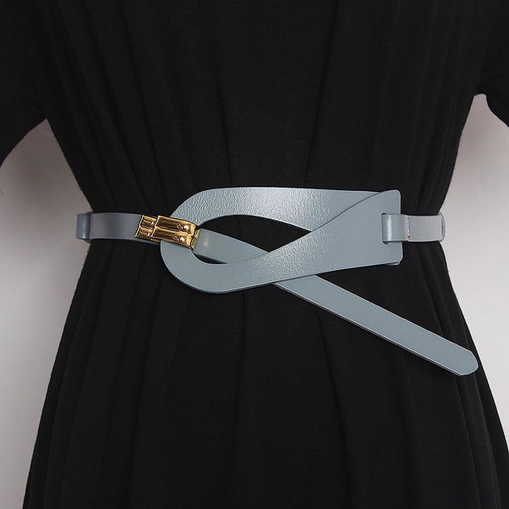 Women’s corset belt in light blue genuine leather with gold-tone buckle and ring hardware
