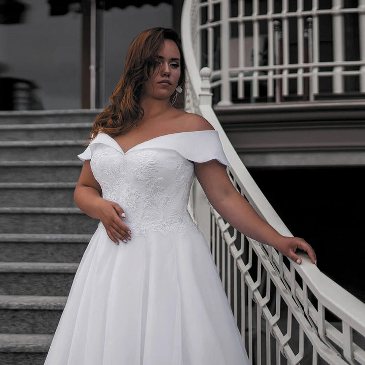 Charming Appliques Bridal Dress