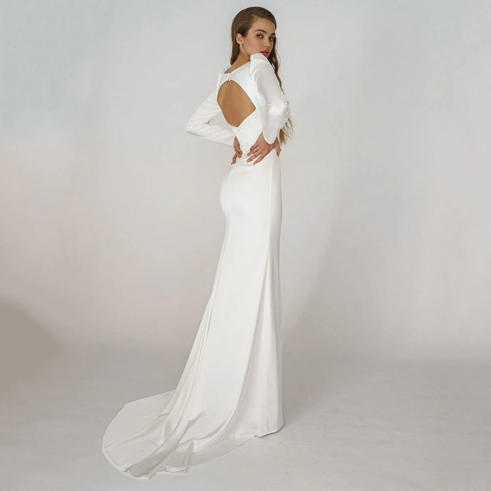 Elegant Simple Long-Sleeve Bridal Gown