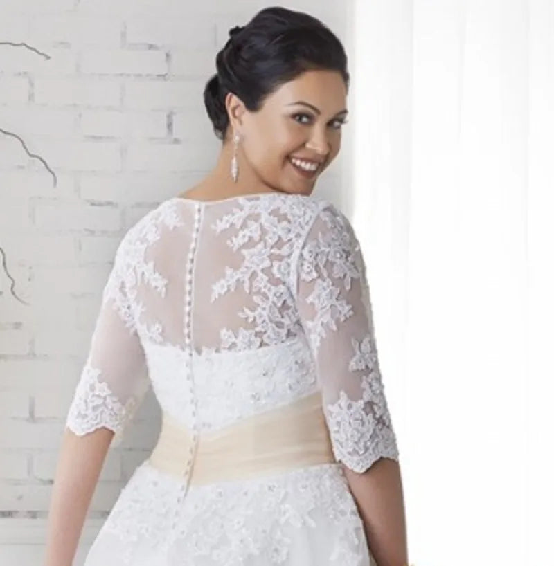 Vintage-Inspired Short Bridal Gown