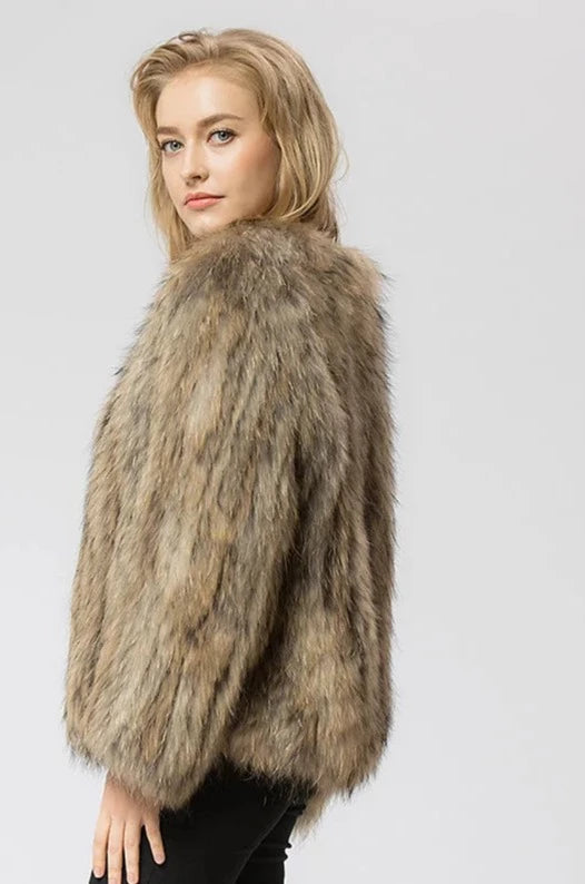 Real Comfortable Women's Fur Coat