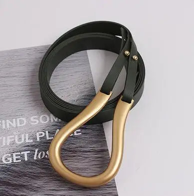 Women’s wide leather belt with gold oval buckle, black leather strap and adjustable holes