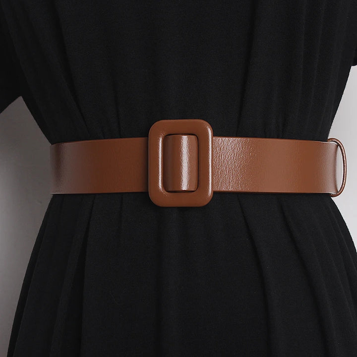 Narrow leather belt with rectangular buckle, tan finish