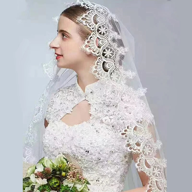Appliqué lace bridal veil with floral scalloped edge