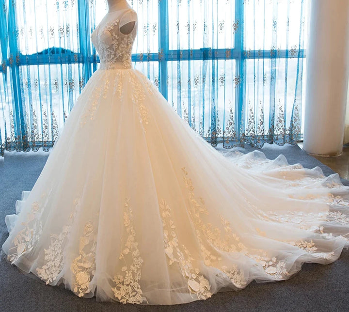 Effortlessly Pearl Trends Bridal Gown