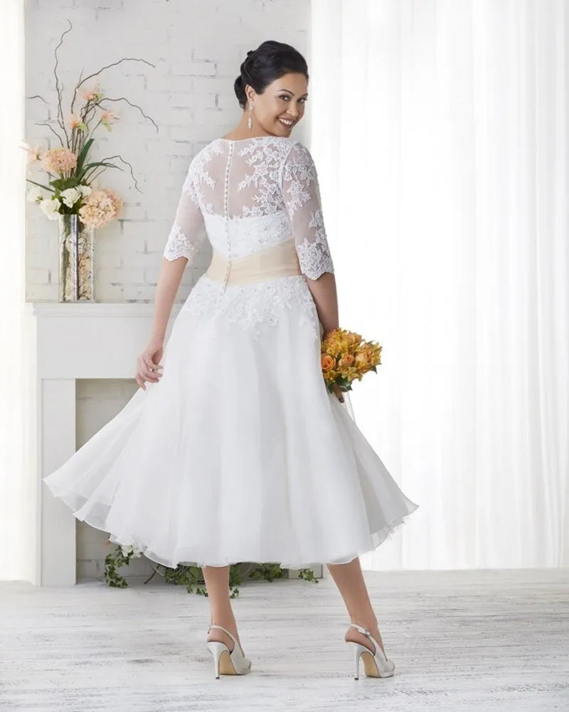 Vintage-Inspired Short Bridal Gown
