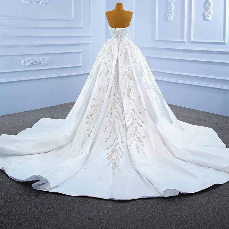 Refined Tube Top Appliques Bridal Gown