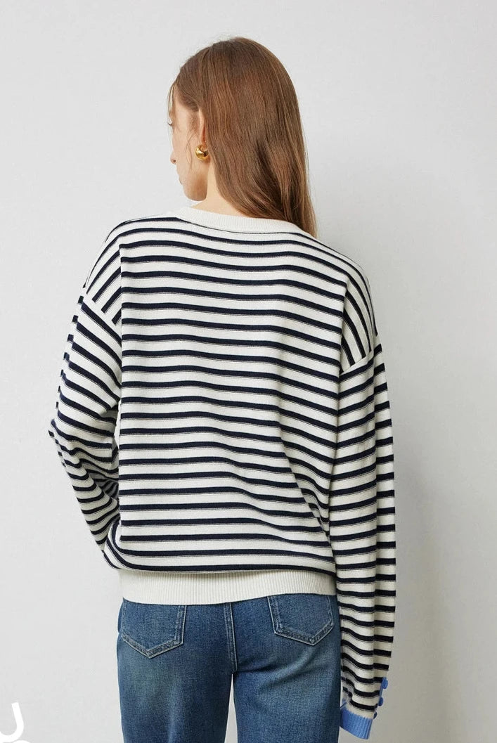 Contrasting Striped Pullover Tops