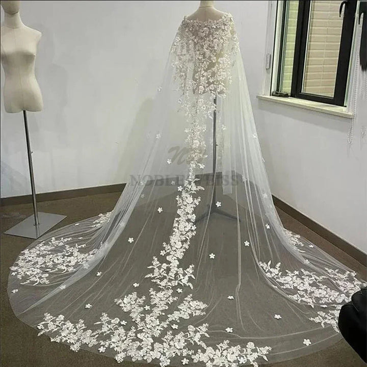 Romantic Flower Appliques Bridal Veil