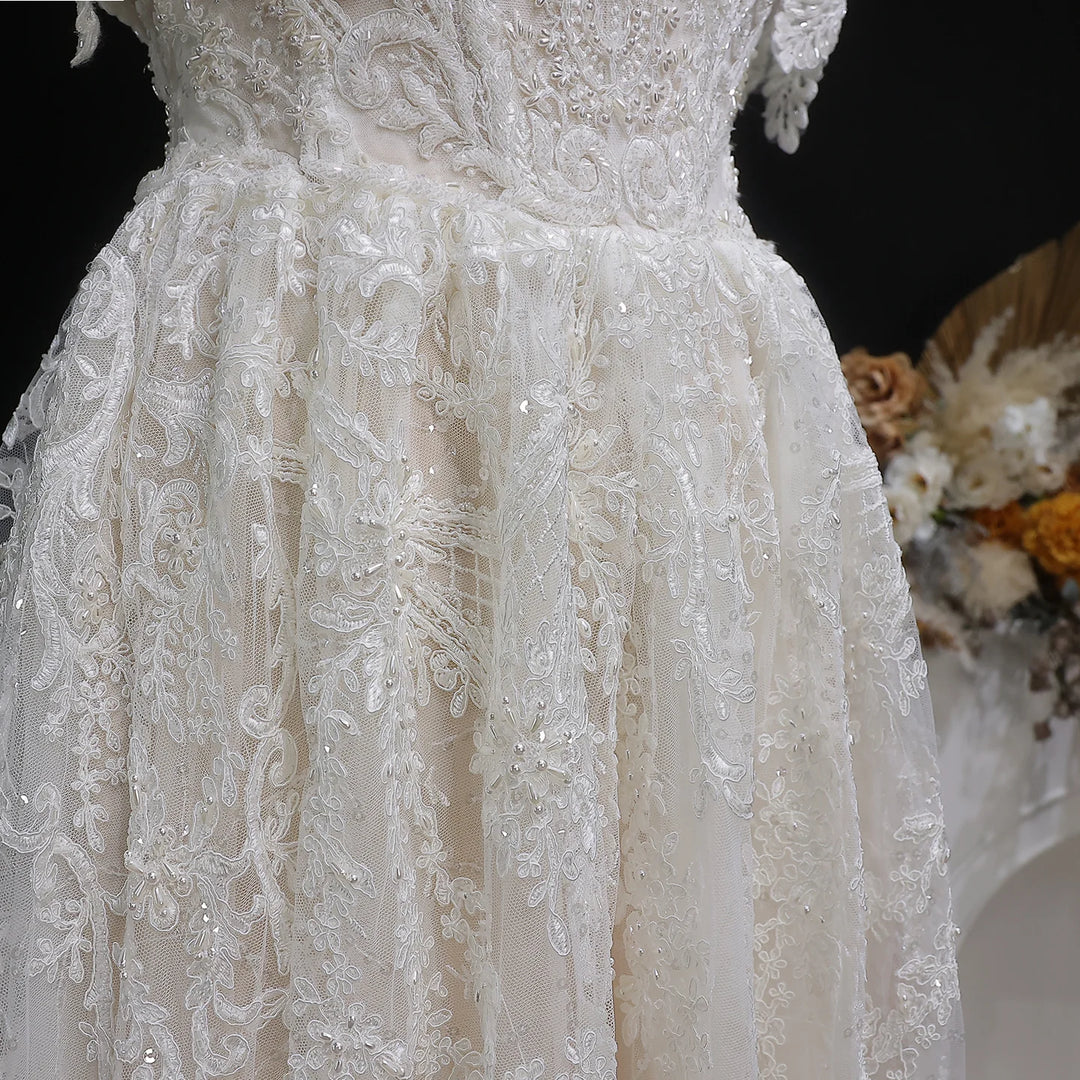 Romantic Pearl Appliques Wedding Dress