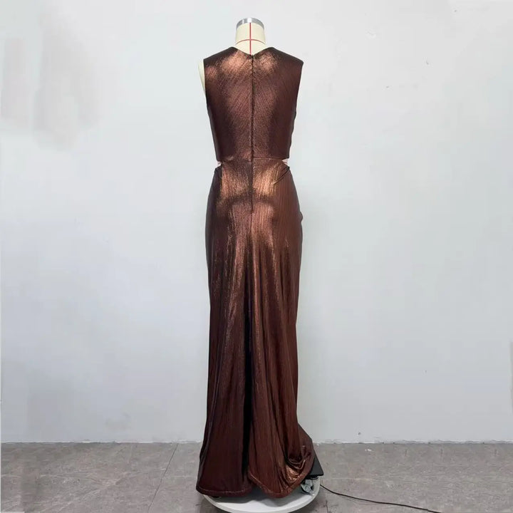 High-End Waist-Cinching Evening Gown