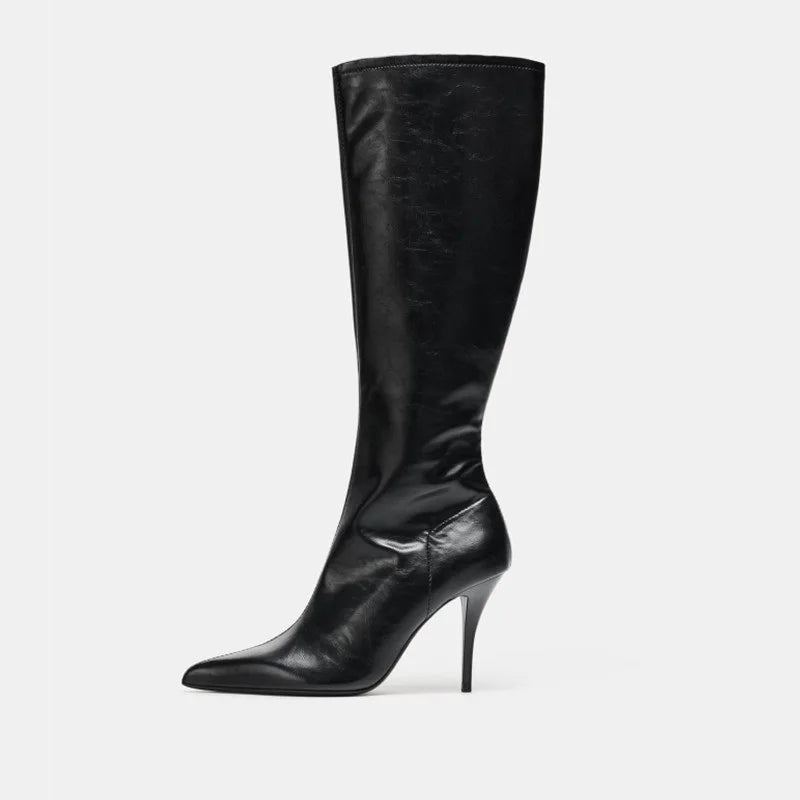 Fashionable Knee-High Heel Boots