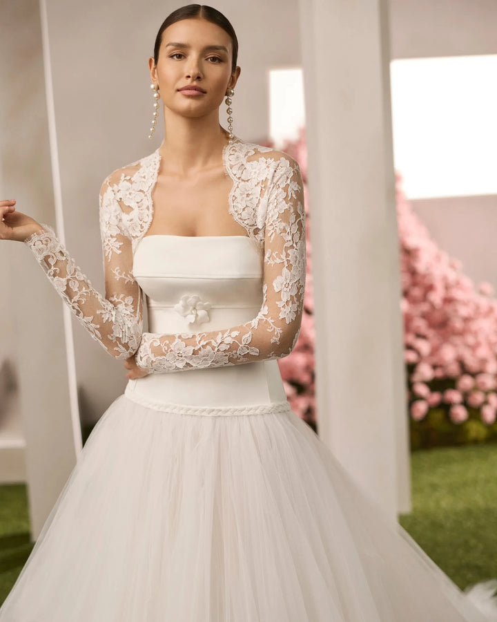 Elegant A-Line Tulle Bridal Dress