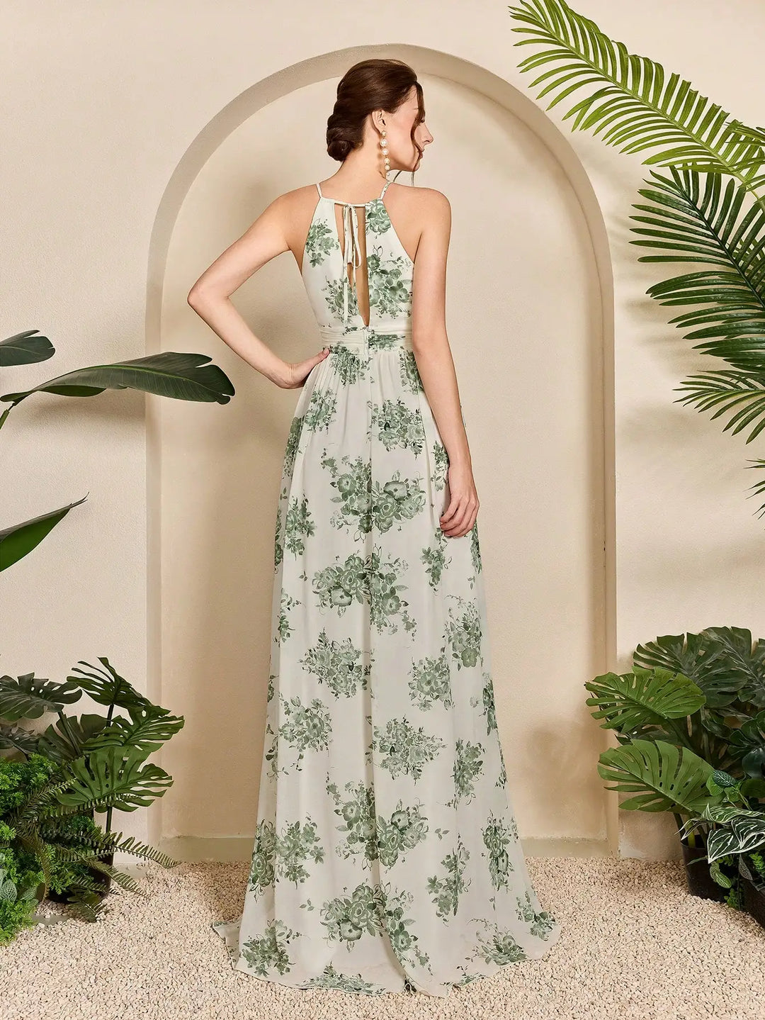 Charming Floral Halter-Neck Long Chiffon Dress