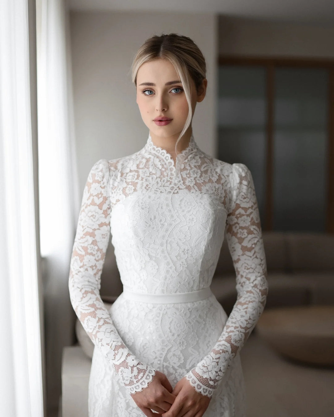 Lovely High Neck Wedding Couture - With Court Train