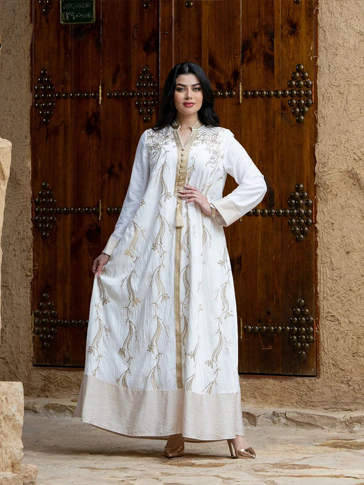 Stunning Long-Sleeved Abaya Gown