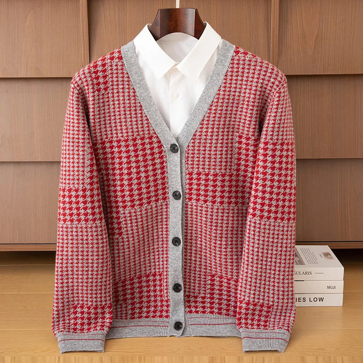Relaxed Fit Men's V-neck Cardigan
