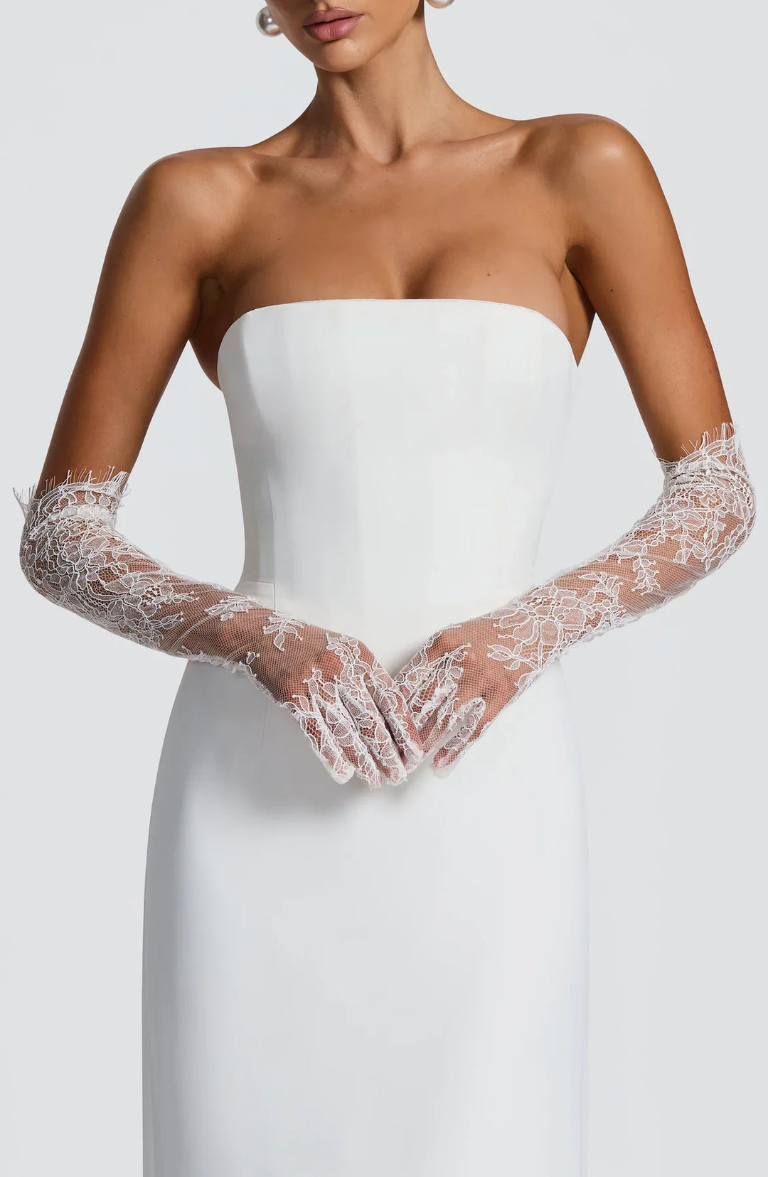 Lovely Sweetheart-Neckline Evening Gown