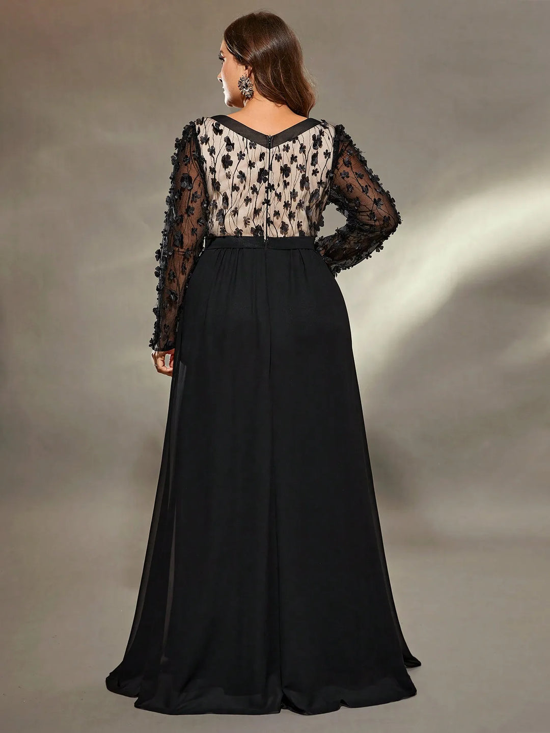 Luxury V-neck Embroidered Evening Dress