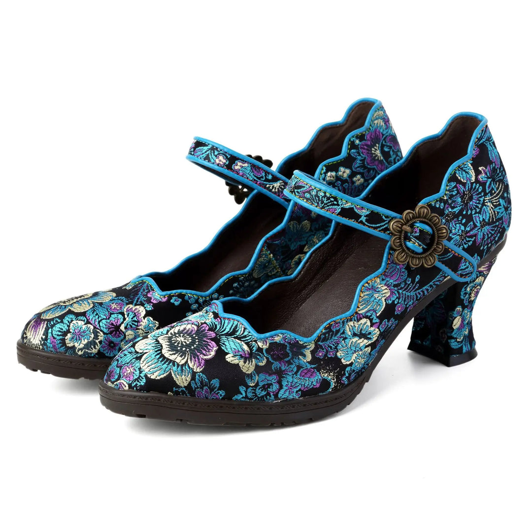 Refined Flower Round Toe Pumps