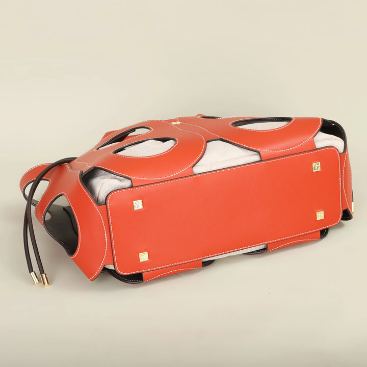 Luxurious Hollow Out Shoulder Bag