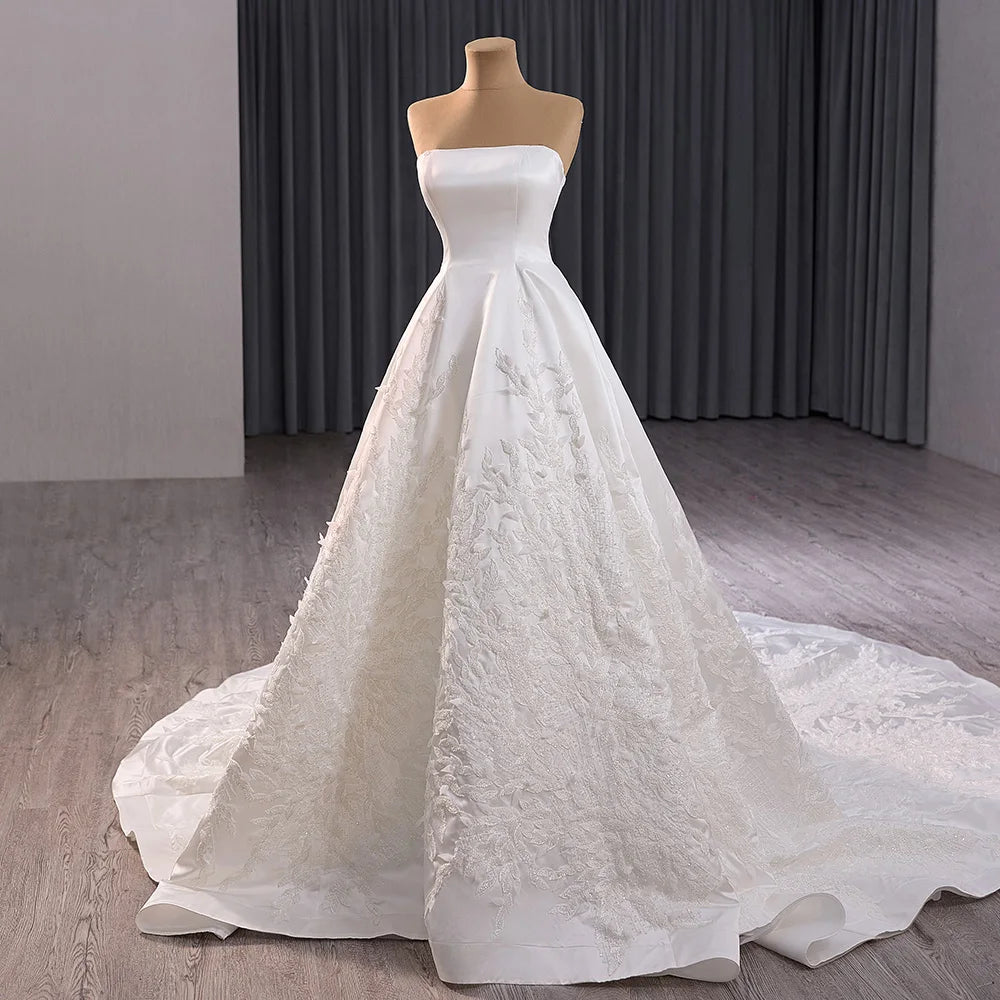 Charming Floral Sleeveless Bridal Gown