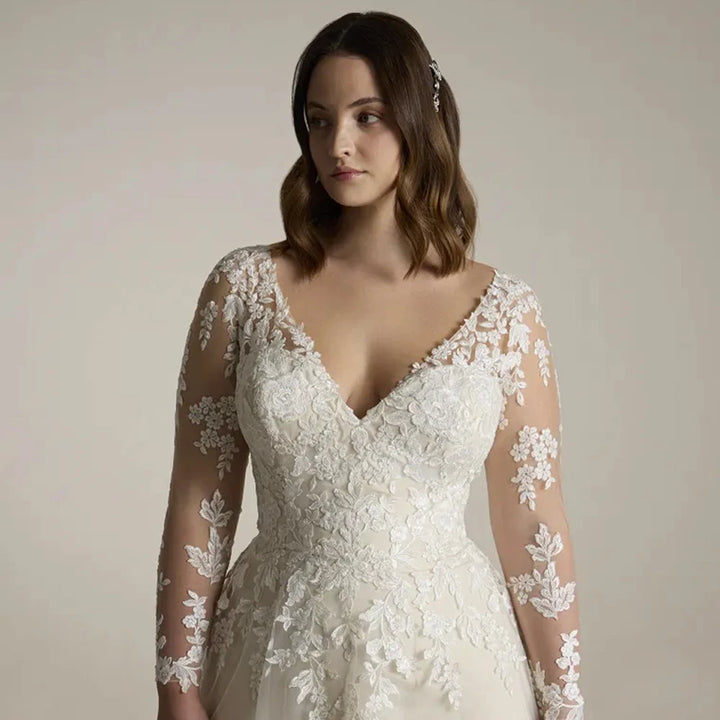 Classic Full Sleeve Curvy Women's Wedding Dress