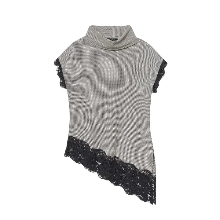 Grey women’s plaid-pattern t-shirt with black lace trim at hem and sleeve edges