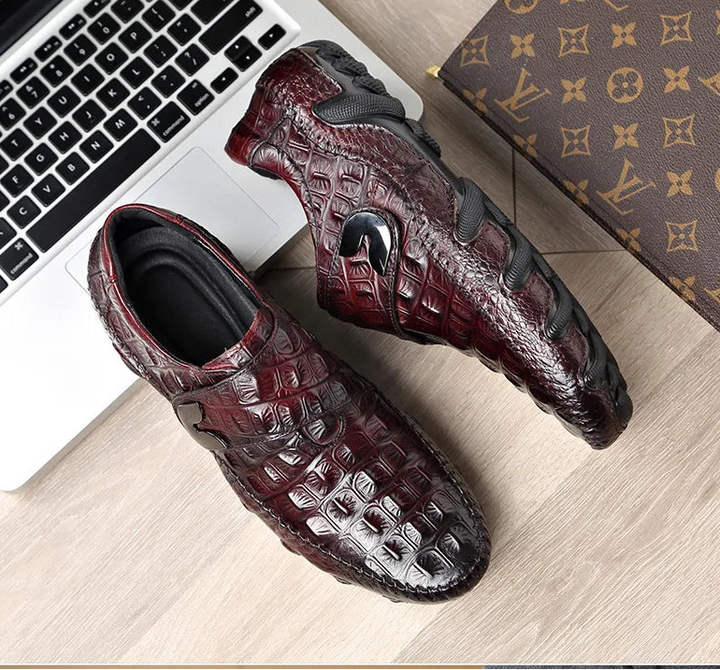 Gorgeous Embossed High-top Retro Loafers