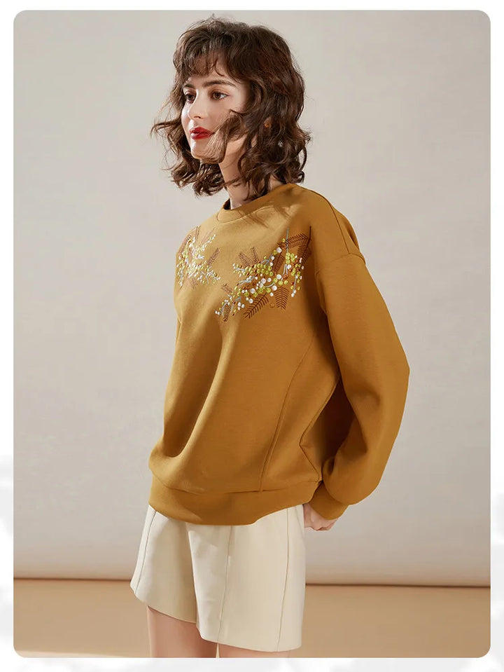 Contrast Color Embroidered Pullover Tops