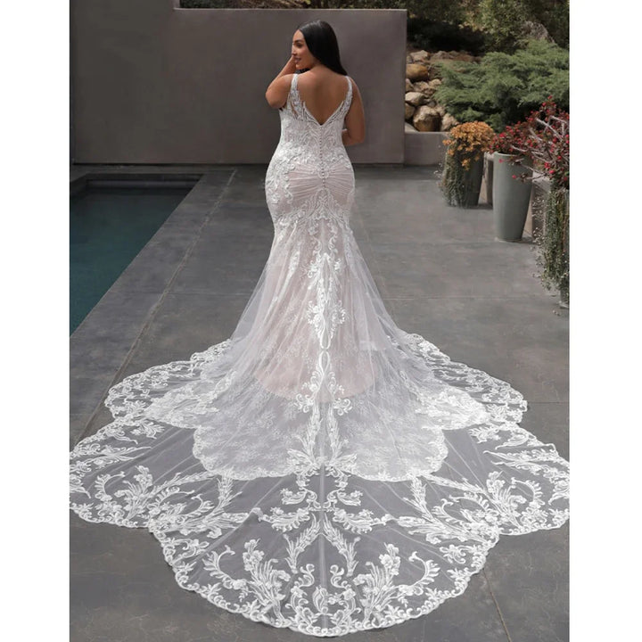 Breathtaking Sleeveless Plus Size Bridal Gown