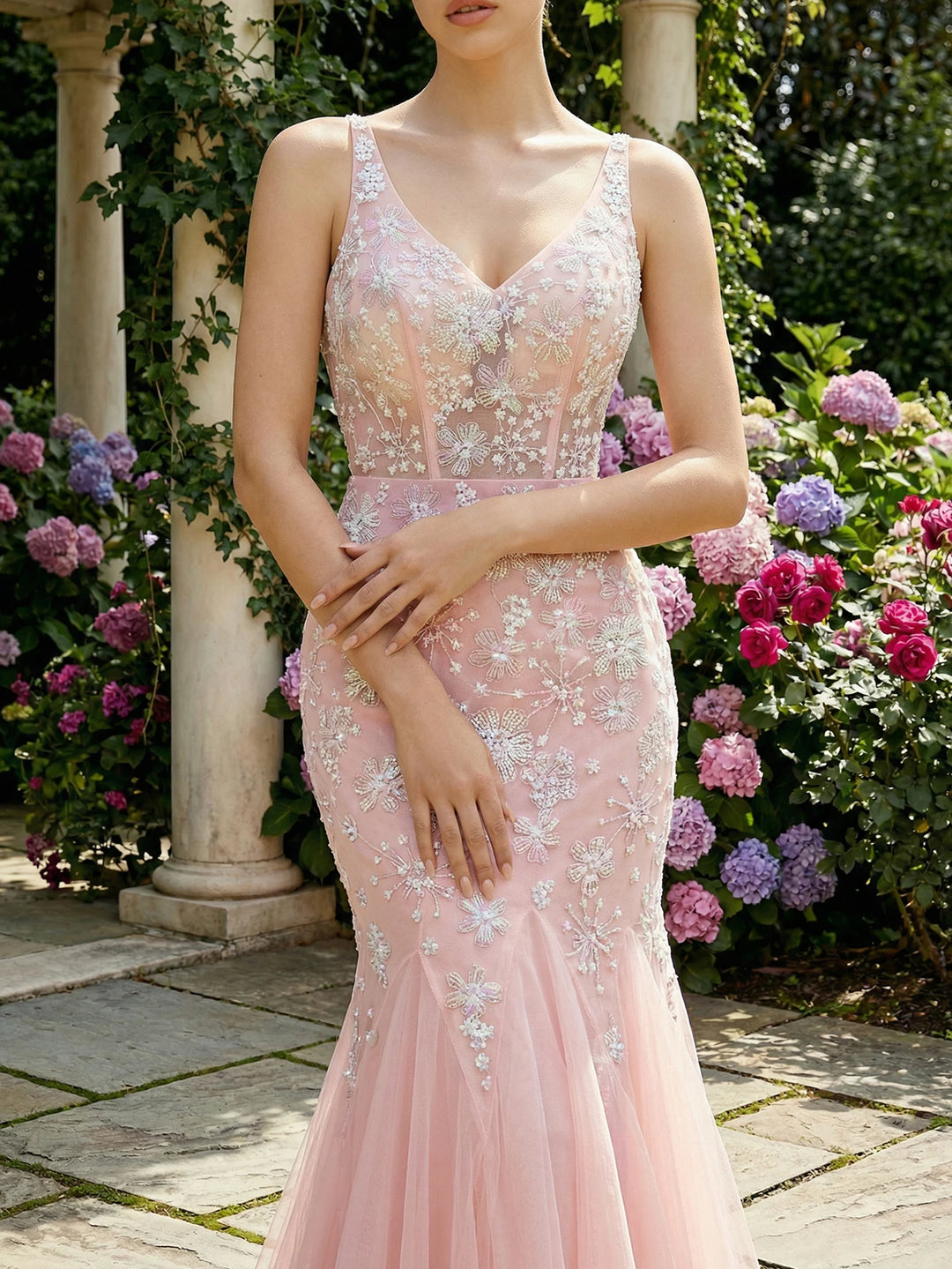 Alluring Tulle Floral Lace Evening Gown