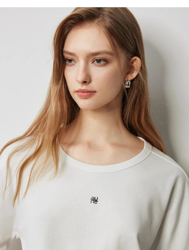 Round Neck Effortlessly T-Shirt