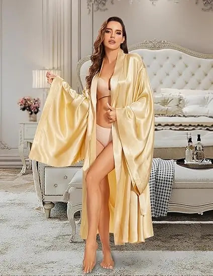 Sweet Floor-Length Bridal Robe