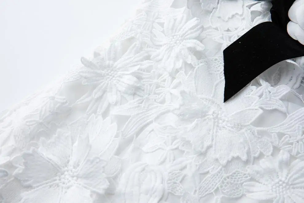 Fashionable High Waist Slim Lace Dress