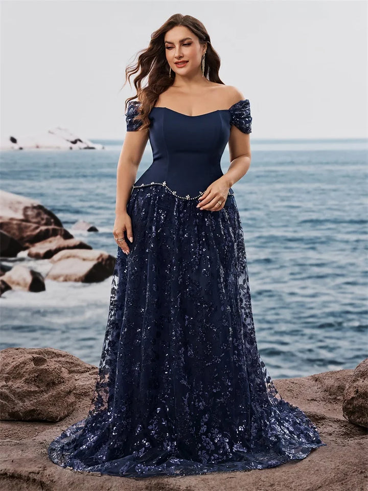 Delicate Strapless Evening Party Dress