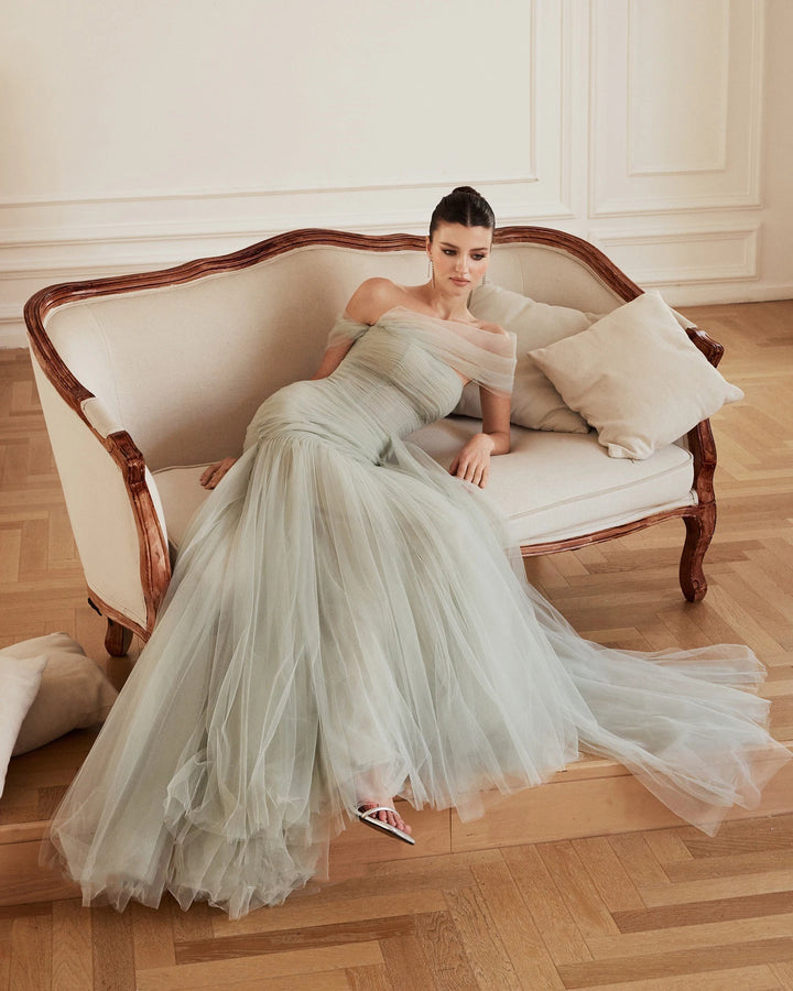 Romantic Soft Tulle Evening Party Gown