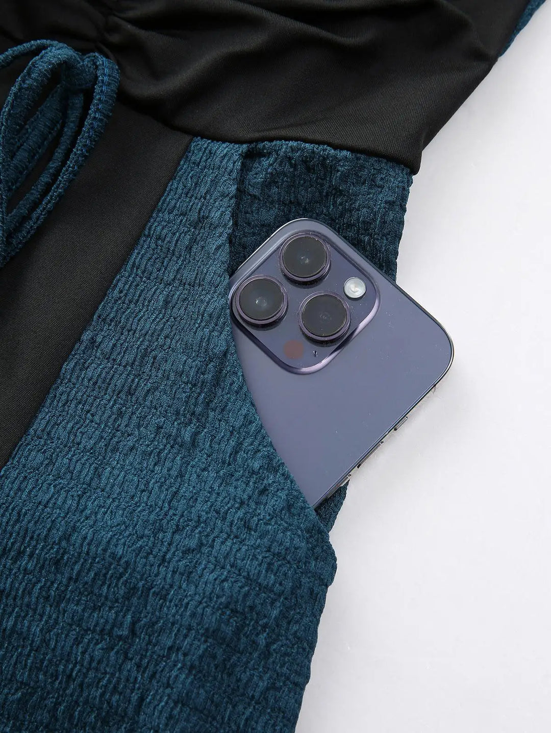 Refined O-ring Waist Cinched Dress