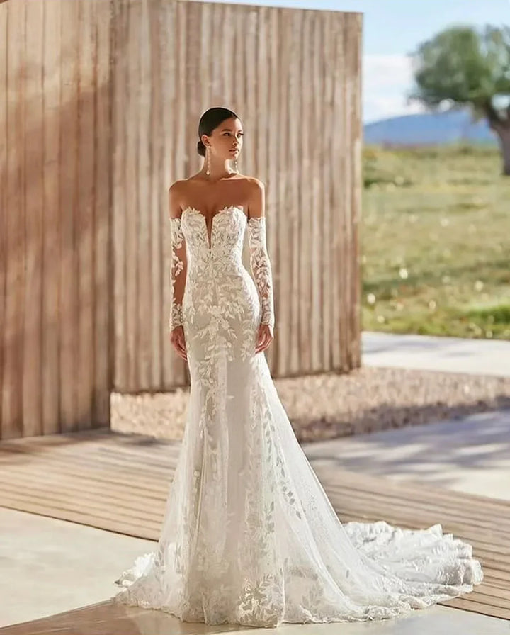 Dazzling Lace Appliques Wedding Dress